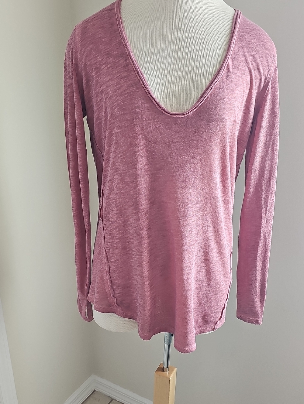 We The‎ Free Free People Long Sleeve Women's Tee in Dusty Rose